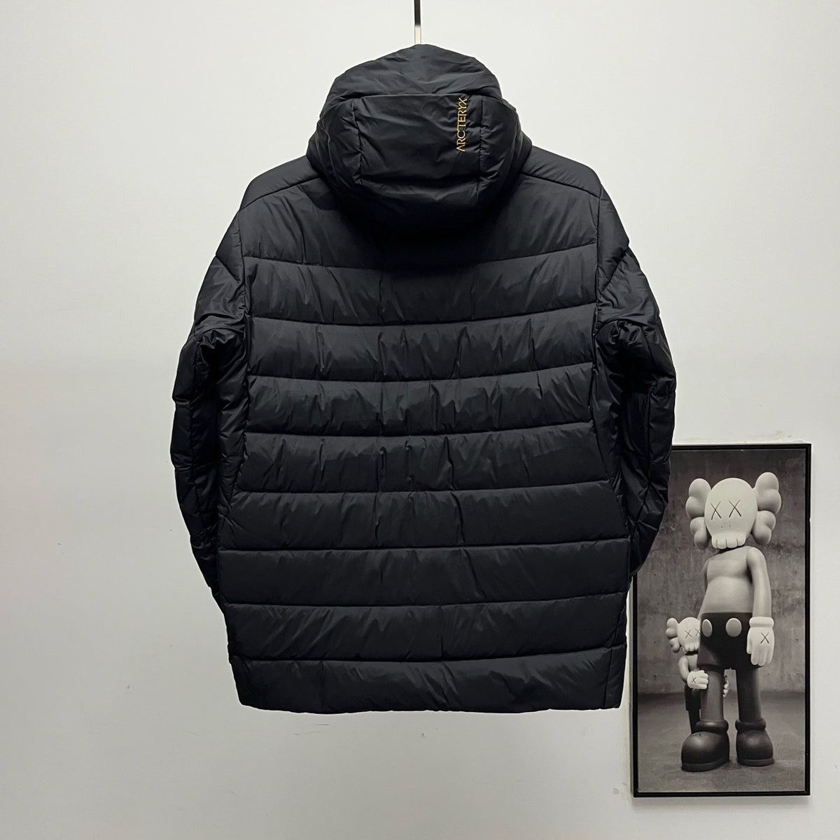 Arc'teryx Hooded Down Jacket | Winter Puffer Jacket Black & Gold