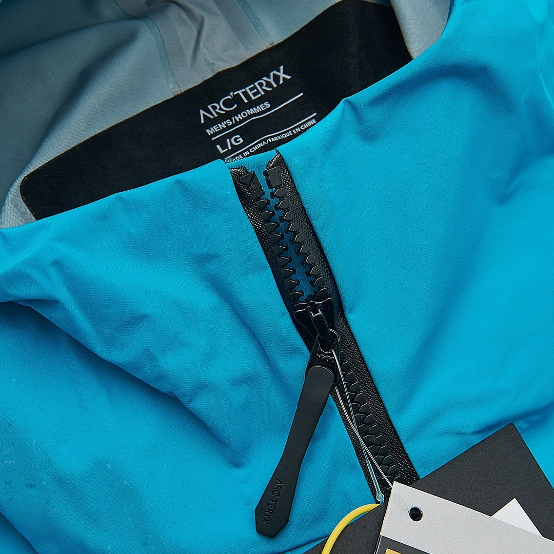 Arc'teryx Alpha SV Gen 6 Waterproof Hard Shell Hooded Jacket for Skiing Hiking Outdoor Unisex Labyrinth